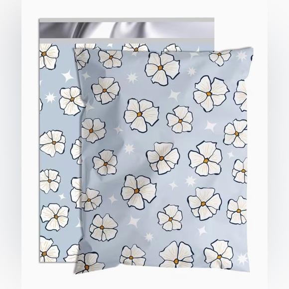 Other - Set of 20 14.5” x 19” Floral Blossom Poly Mailers